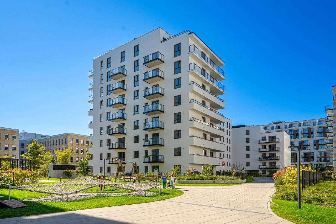 Lotnisko Chopina Modern Studio Warsaw Exterior photo